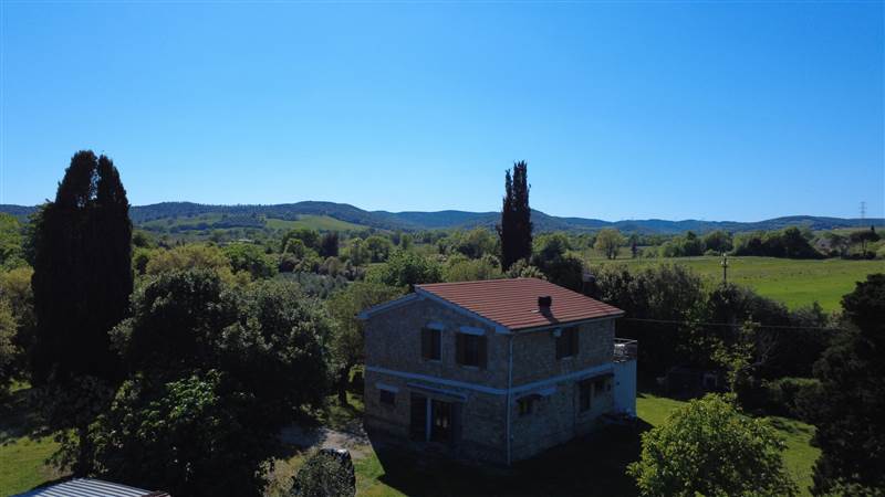 Stone farmhouse with olive grove for sale in Tuscany