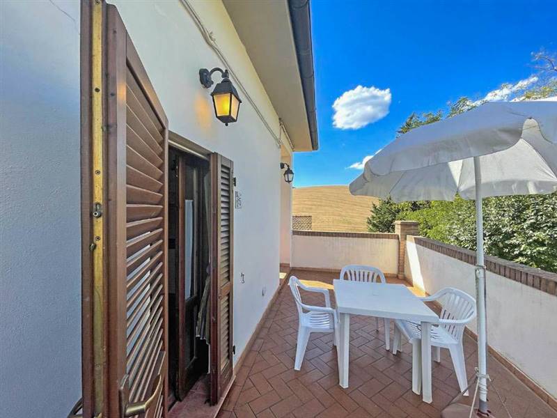 Agriturismo con piscina sulle colline di Rosignano Marittimo (LI)