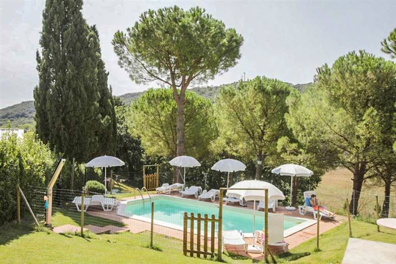 Agriturismo con piscina sulle colline di Rosignano Marittimo (LI)