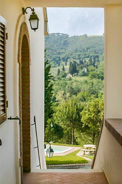 Agriturismo con piscina sulle colline di Rosignano Marittimo (LI)