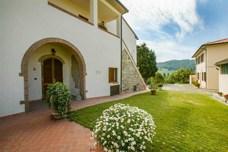 Agriturismo con piscina sulle colline di Rosignano Marittimo (LI)