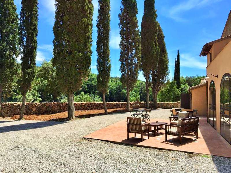  Agriturismo con casolare in pietra all'interno di riserva naturale