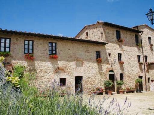 Borgo - Gioiello architettonico storico e culturale nelle  colline  di San Gimignano