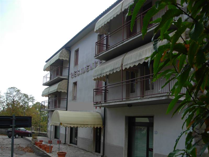 Complesso immobiliare alle pendici del Monte Amiata