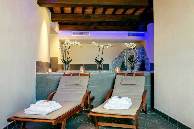 SPLENDIDO RELAIS nelle campagne senesi 