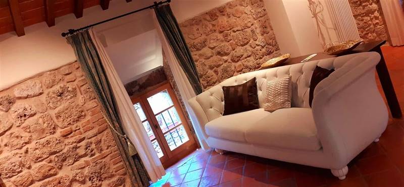 SPLENDIDO RELAIS nelle campagne senesi 