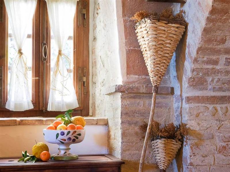 Borgo - Gioiello architettonico storico e culturale nelle  colline  di San Gimignano