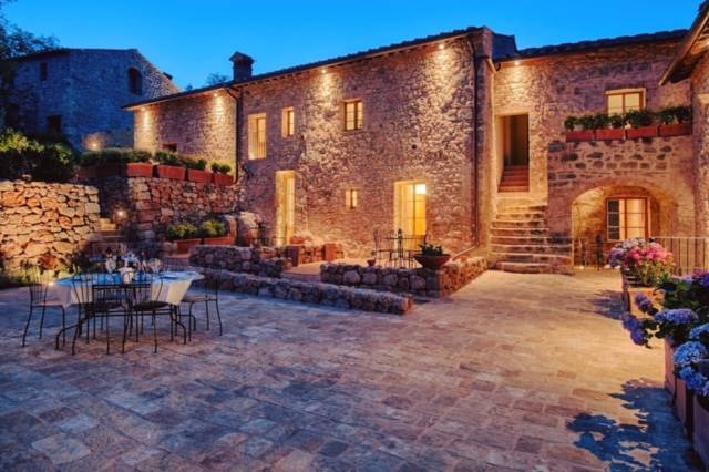 SPLENDIDO RELAIS nelle campagne senesi 