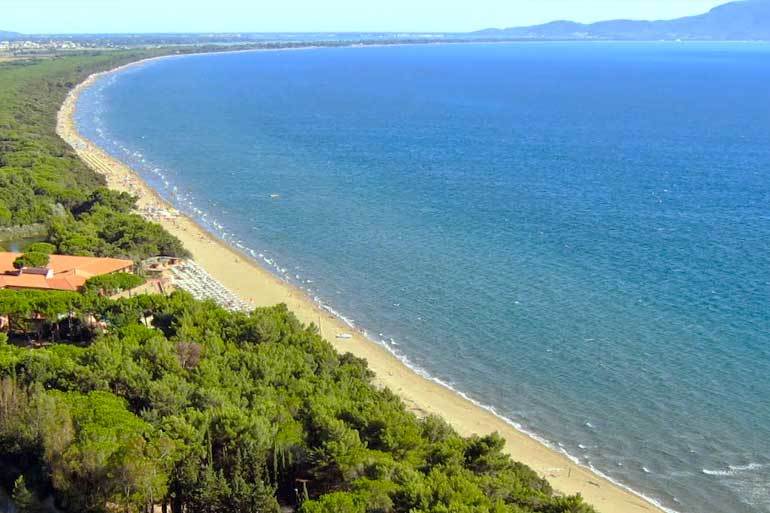 Una proprietà di rara autenticità tra Talamone e Monte Argentario